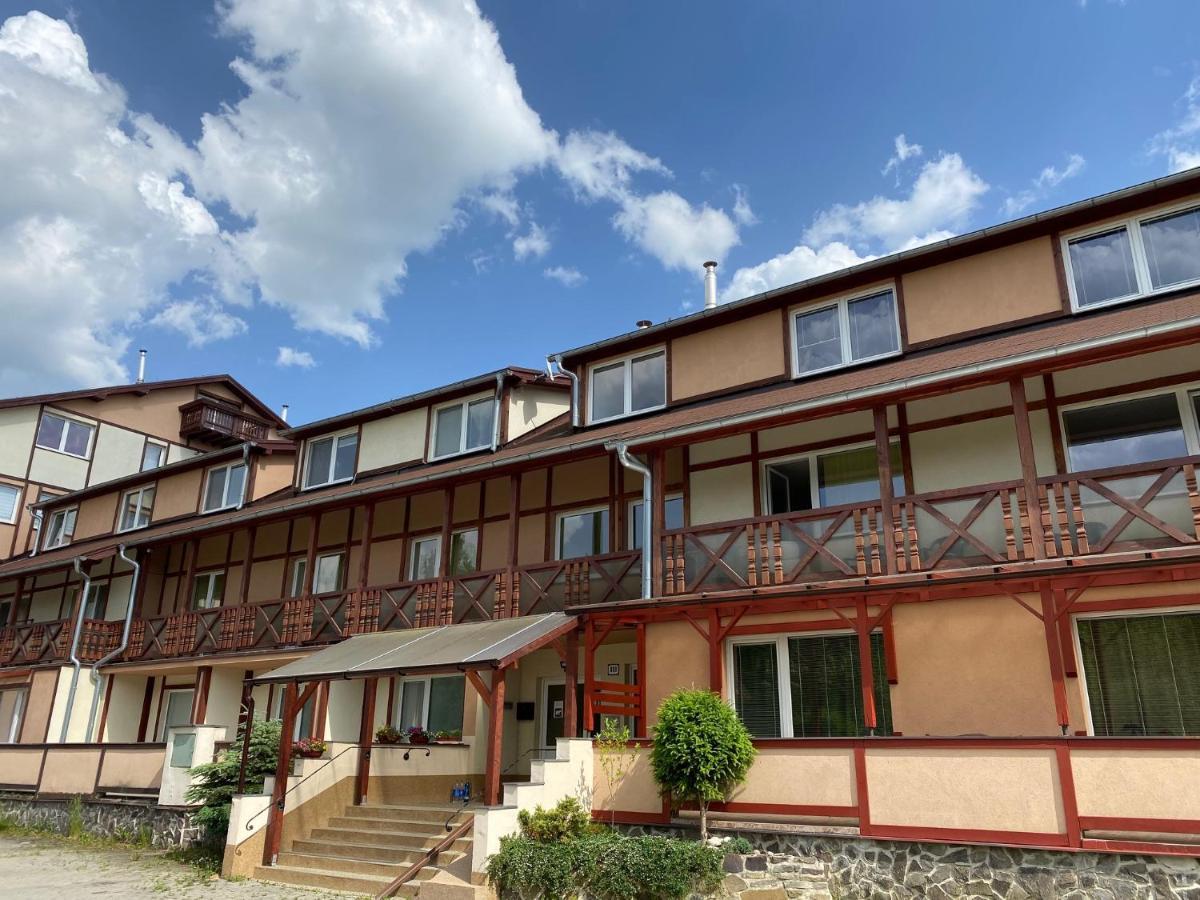 Apartman Pod Hrebienkom Veľký Slavkov Exterior foto